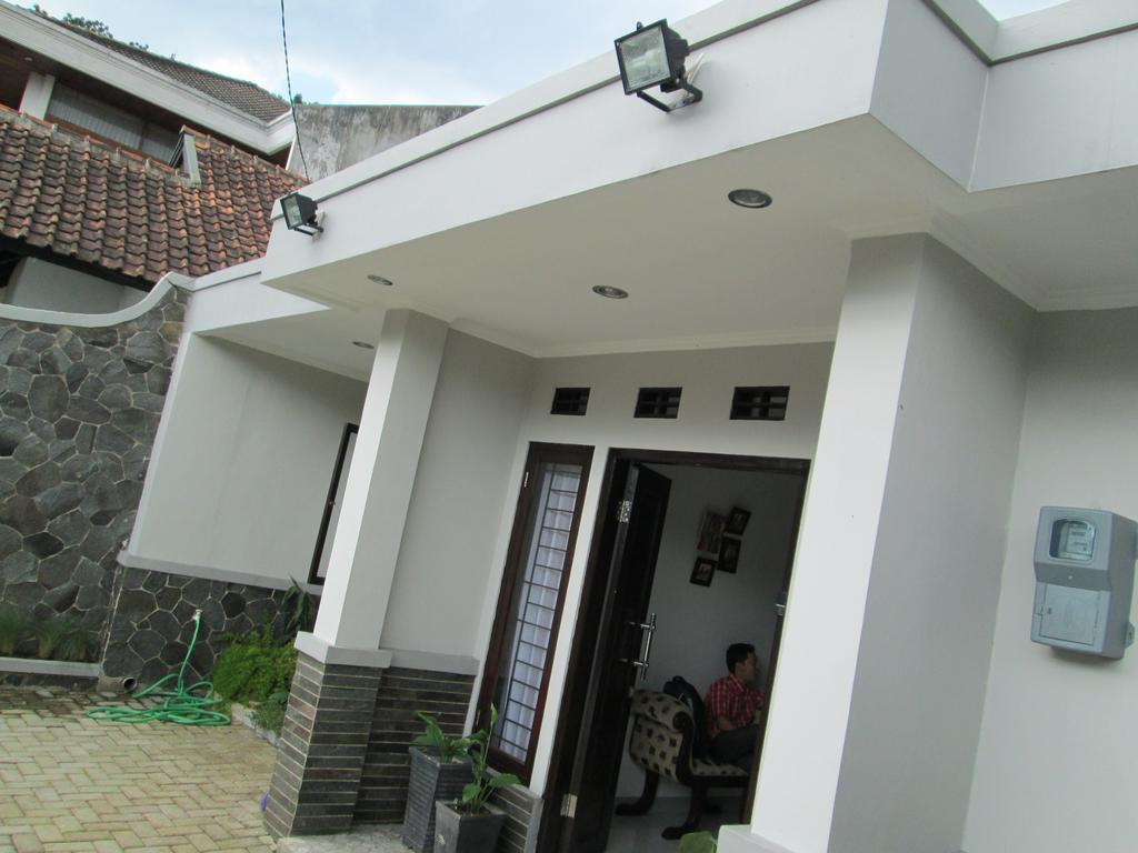 Elenor'S Home Bandung Extérieur photo